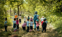 bambini all'aperto